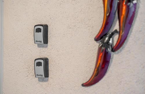 3BR 2BA Comfy Home with Jacuzzi - Foto 25