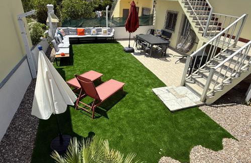 Moradia com escada e Jardim, Piscina Maio 2026 - Foto 2