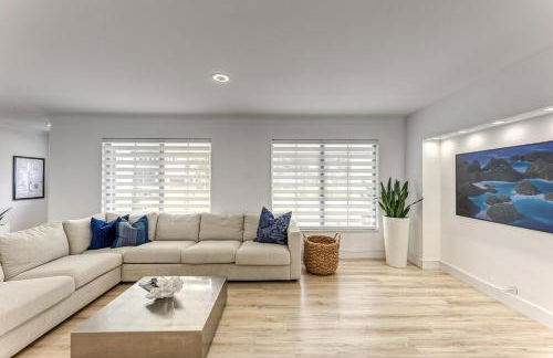 Luxury Home with Heated Pool close to beaches - Foto 13