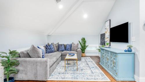 Private Balcony 2 Living Rooms 2 Blocks to King - Foto 4