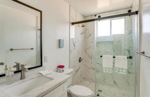 7 Mi Huntington Beach Family Home with Patio! - Foto 12