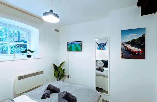 Cosy Riverside Apartment - Woodsmill Quay Free Parking - Foto 5