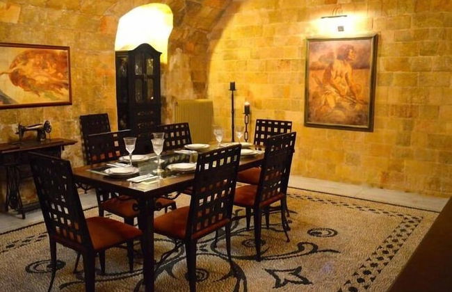 Medieval Villa - Photo 7