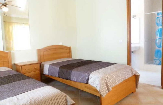 Modern Villa With Private Swimming Pool Close to Albufeira Old Village - Foto 4