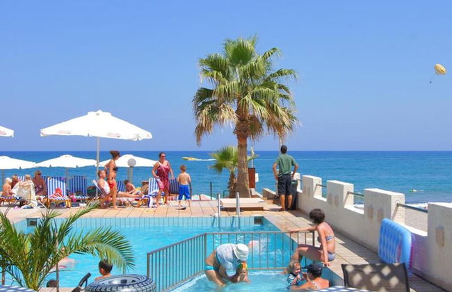 Apartment for 4 Persons, Swimming Pool, Near the Beach - Photo 1