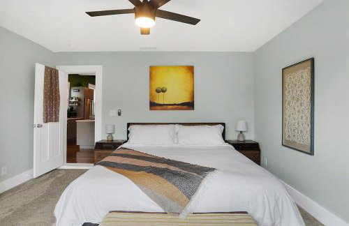 Prime location very close to downtown! - Photo 15