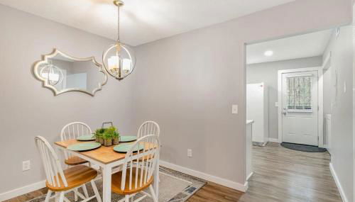 Cute & Cozy - Minutes from Downtown & BNA - Foto 5