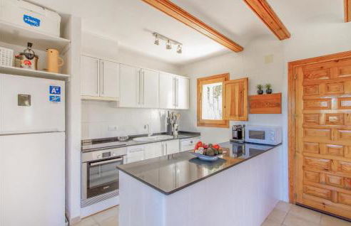 Awesome Home In Pedreguer With Kitchen - Foto 6