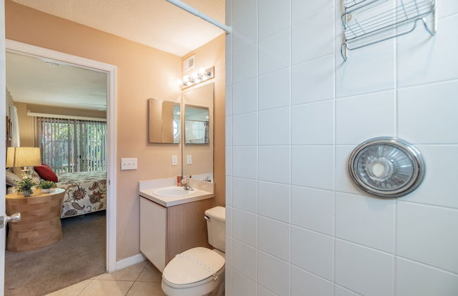 ​Near Theme Parks! 4 BR's, Sleeps 10! Gorgeous Home, Pool, Patio! - Foto 20