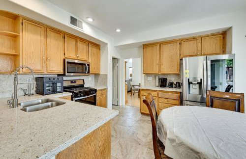Lake Elsinore Vacation Rental ~ 4 Mi to the Lake! - Foto 11