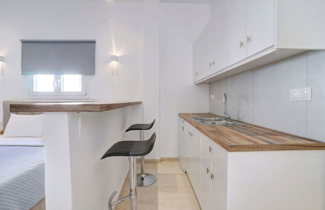 Amazing Mykonian Apt in Ano Mera - Photo 10