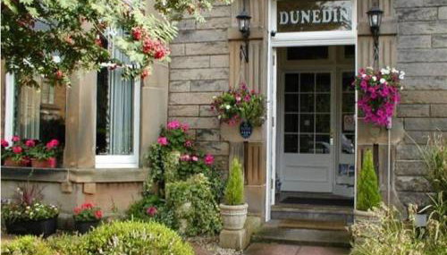 A two bedroom apartment - Victorian Villa at 8 Priestfield Road - Foto 1