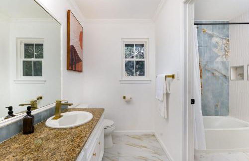 Sportscourt & Pool Indoor Slide~Games~ Family Fun - Foto 35