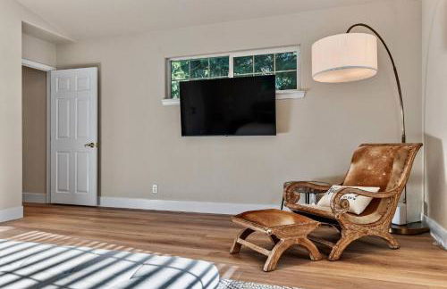 Spacious Cozy and Renovated Mountain Retreat - Foto 30