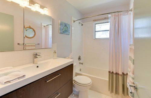 4 Mi to Siesta Key Beach Sunny Home with Hot Tub! - Foto 13