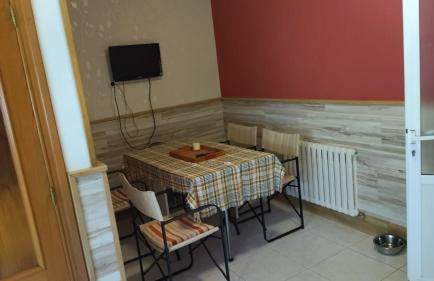 Chalet adosado con vistas a la montaña - Foto 6