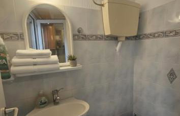 Iselia House - Photo 32