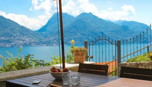 Lovely Cecilia - Foto 1