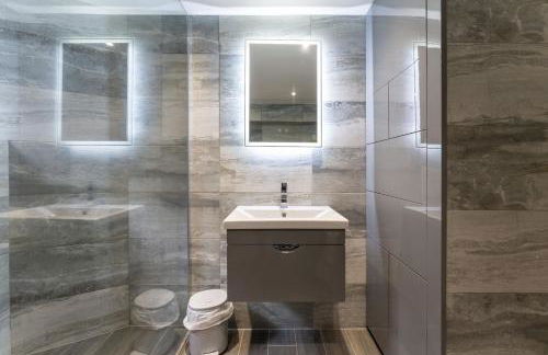 The Lindsay House - Photo 11