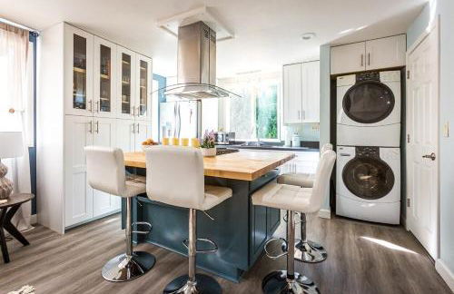 New Oasis -Spa -Firepit -BBQ- Decks-Pet friendly - Foto 27