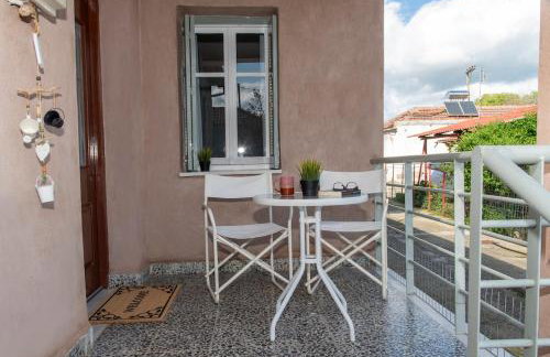 An Amazing Earthly House in Sofades - Foto 37