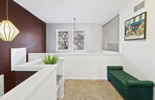 Fun 3 BR Home in Ohio City Game Room Sleeps 11 - Foto 5