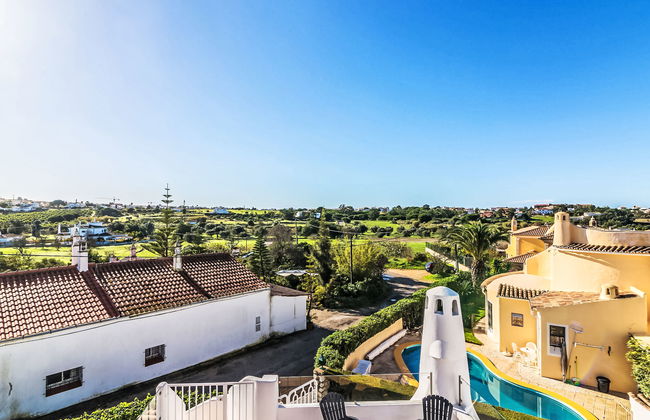 Arribas Villa - Photo 23