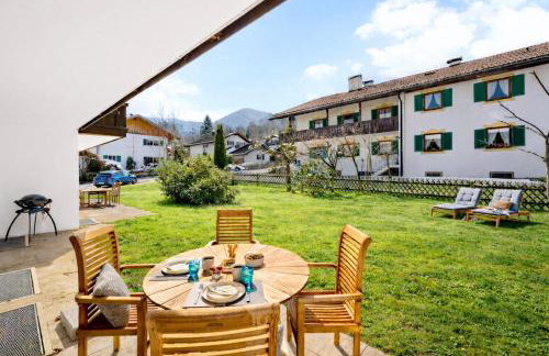 ruhige und neue Ferienwohnung am Berg - Foto 1