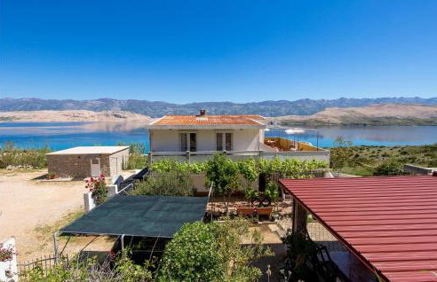 1 Bedroom Stunning Apartment In Bosana - Photo 17