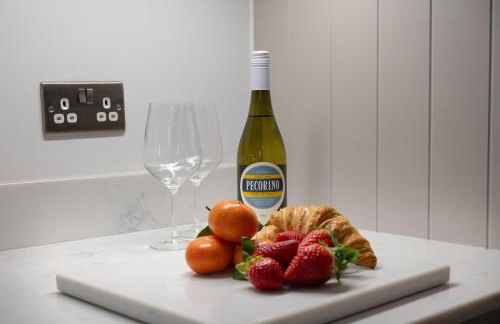 Renovated 3 Bedroom House in Lowton Pennington, free parking - Foto 8