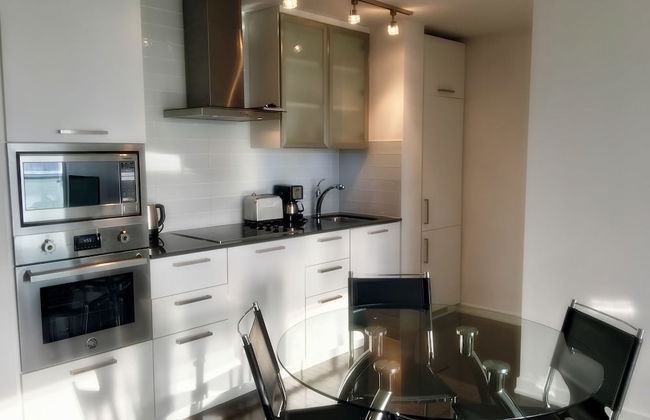 TO Stays - York and Lakeshore - Foto 29