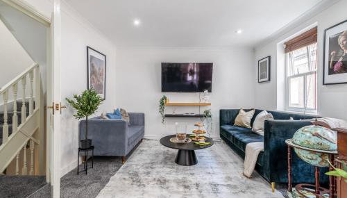 Charming 3-Bedroom London Townhouse Balcony - Foto 3