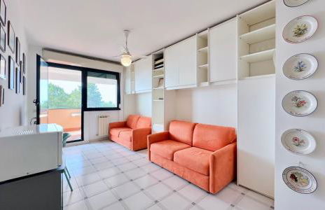 Bilocale con piscina condominiale - Foto 8