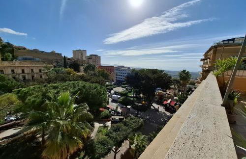 Palazzo Caratozzolo - Attico - Foto 16