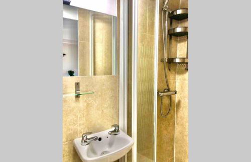 Modern Studio Apartment Near Town Centre - Foto 5