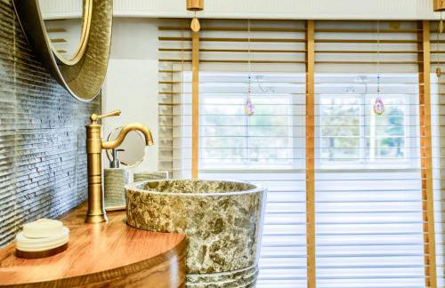 Penthouse On Waterside With River Views, Private Parking & Secluded Hot Tub - Foto 8