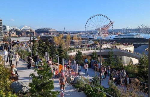 Vibrant 2bed Condo - Stroll to SEA Space Needle - Foto 40