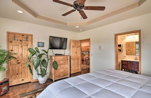 Stunning Home with Fire Pit, 11 Mi to Mt Yale! - Foto 18