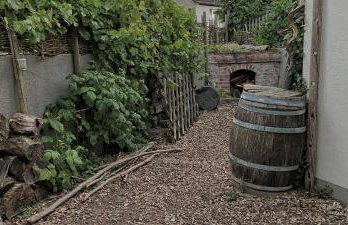 Fachwerkhaus mit Garten nah an Stadt und Natur - Foto 6