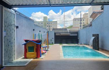 Sobrado novo e lindo com piscina - Foto 47