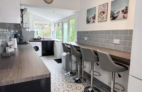 Hambledon House 4BR Entire Home - Foto 10