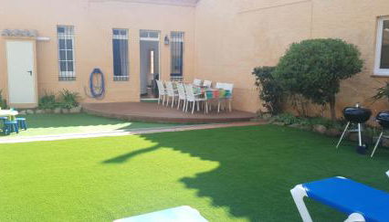 Casa con jardín a 30 metros de la playa. VC. - Foto 4, Garden