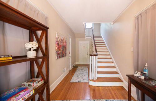 Spacious 2BR in Grand Old Home, Downtown Durham - Photo 67