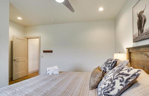 Large Group Getaway in Georgetown with Private Pool! - Foto 17