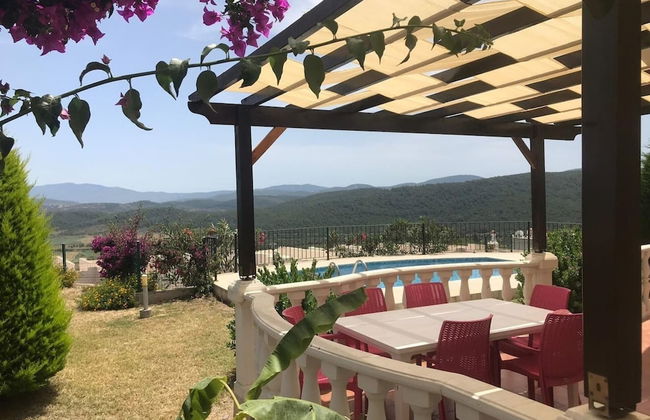 Stunning 4 Bedroom Private Villa - With Pool - Foto 22