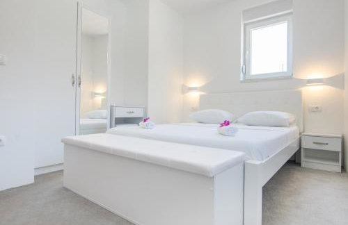 Apartments Latkovic - Photo 2