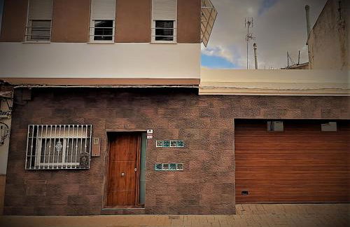 RentitSpain - Motril - Apartamento Carrera del Mar con Patio - Foto 2