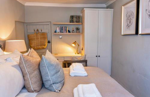 Danes Cottage - Luxury Peak District Retreat - Photo 38