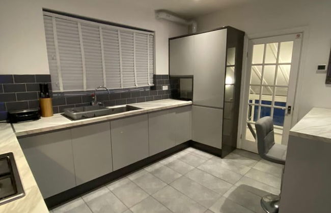 Charming 3-bed Apartment in London - Foto 17