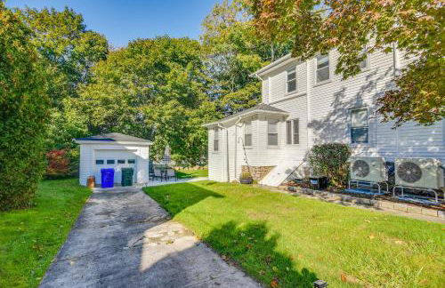 Lovely Westerley Home with Yard and Grill! - Foto 34